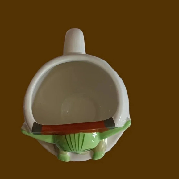 -Star wars the mandalorian child grogu seated 3d mug - Picture 7 of 8